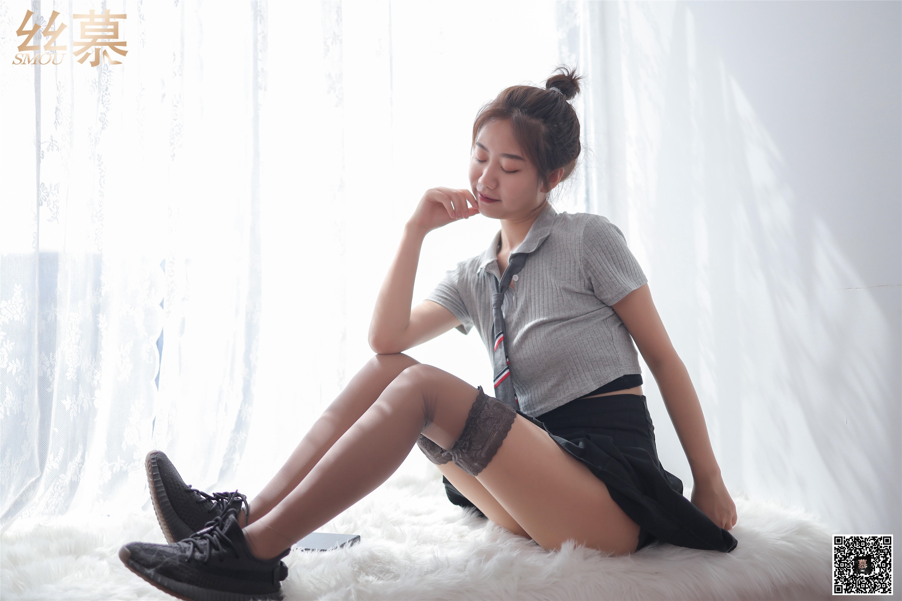 丝慕写真 特写集 TX041《缠在腿上的双丝诱惑-米朵》